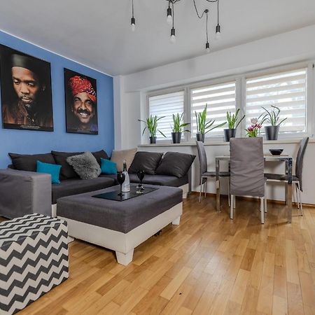 Apartament Ochota Warschau Buitenkant foto