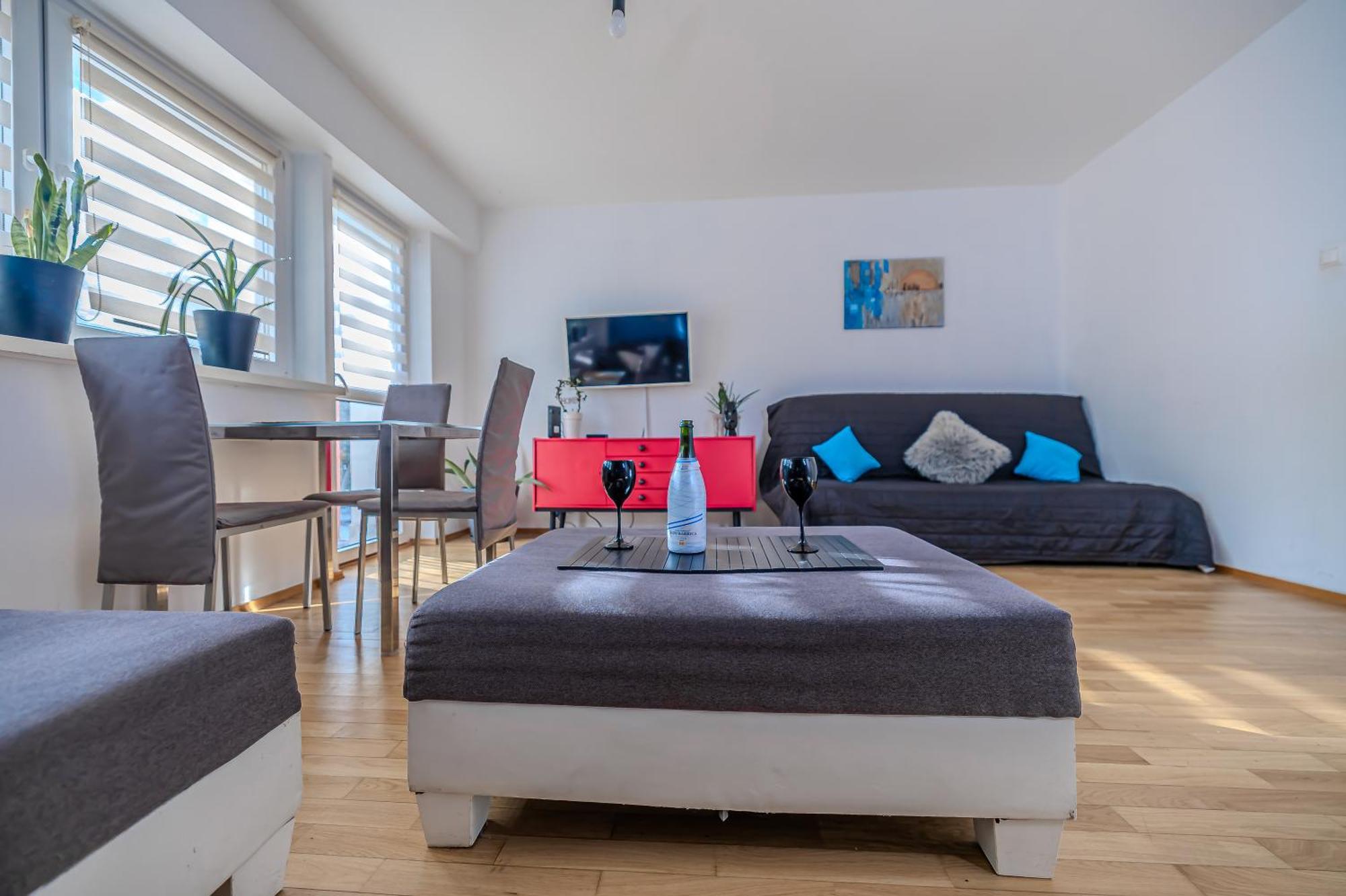 Apartament Ochota Warschau Buitenkant foto